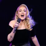 Adele: Σε προχωρημένες διαπραγματεύσεις για το Super Bowl 2026