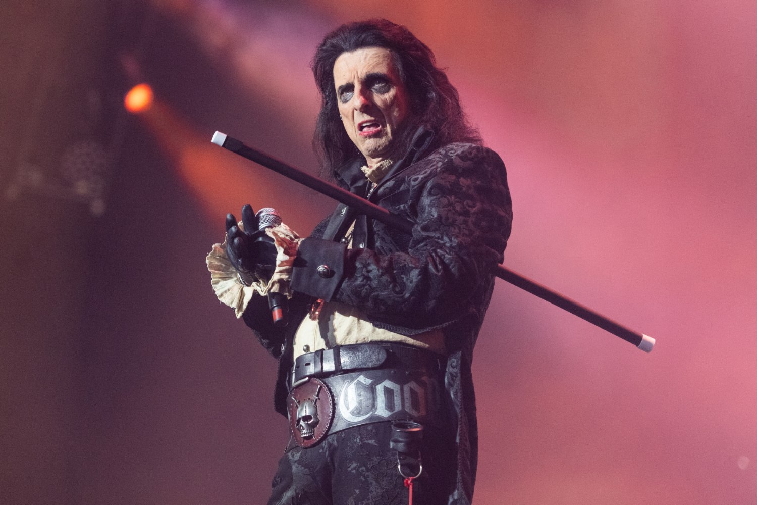 Alice Cooper: Πώς έμαθε για τον θάνατο του Ozzy Osbourne – Το παρασκήνιο του αφιερώματος με τον Johnny Depp