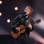 Ο Ed Sheeran σπάει τη σιωπή του για τη Γάζα: «Όσα συμβαίνουν είναι καταστροφικά – Έκανα λάθη»