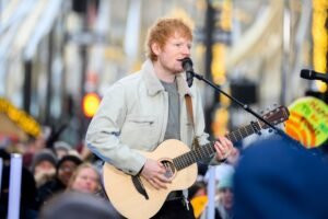 Greta Thunberg: Κατηγορεί τον Ed Sheeran για «δειλία» μετά την απομάκρυνση του Macklemore από την περιοδεία του