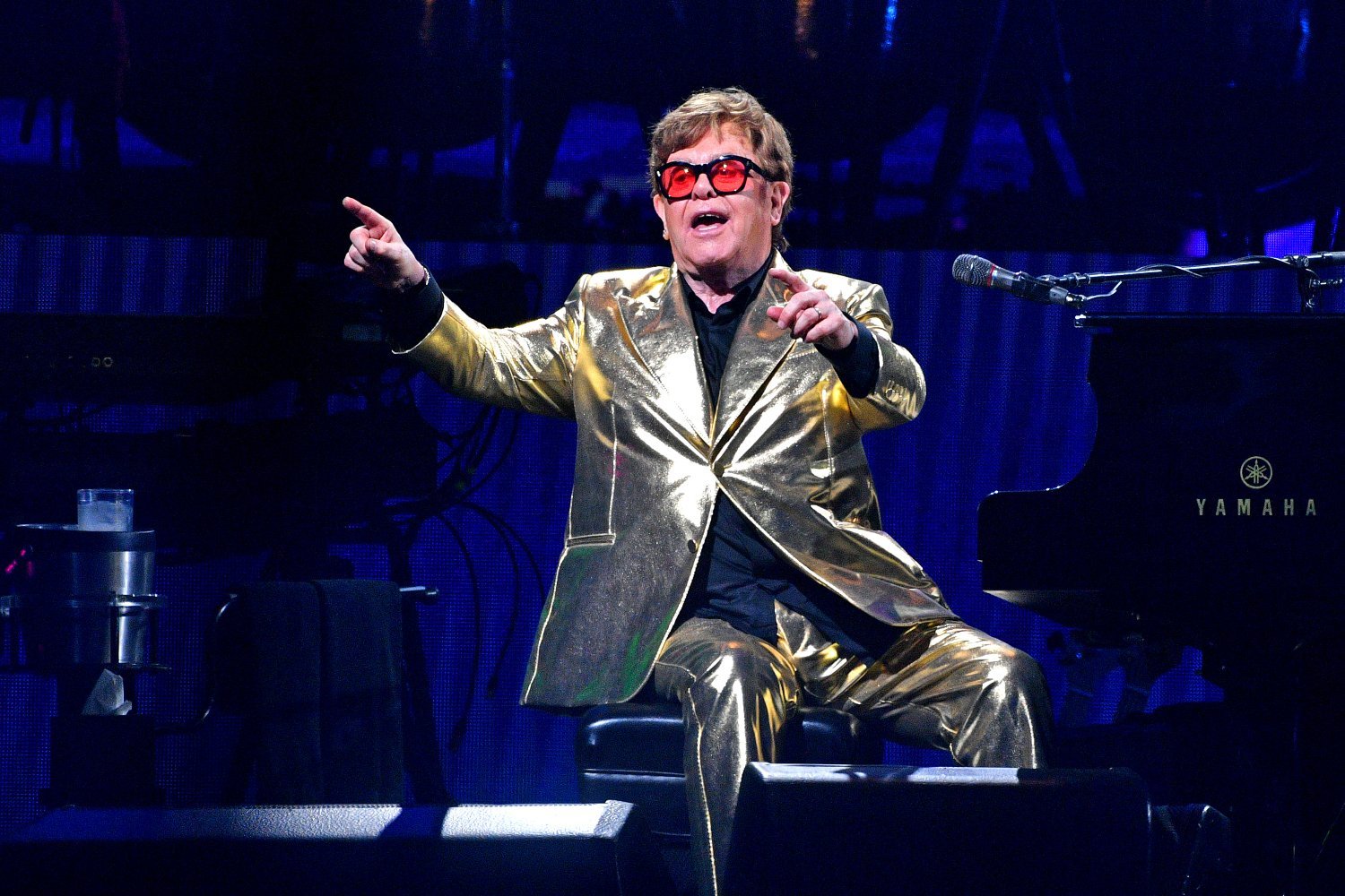 Στο νοσοκομείο ο Elton John μετά από πτώση στο σπίτι του στη Γαλλία
