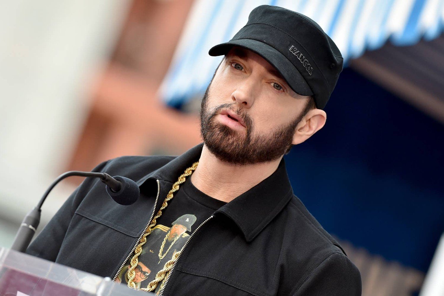 Ο Eminem ζητά από υποψήφιο για το χρίσμα των Ρεπουμπλικανών να σταματήσει να χρησιμοποιεί τα τραγούδια του