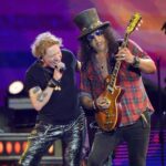 Guns N’ Roses: Ο Slash αποκαλύπτει τι κρυβόταν πίσω από την ιστορική κόντρα με τον Axl Rose – «Δεν έχουμε τσακωθεί εδώ και μία δεκαετία»
