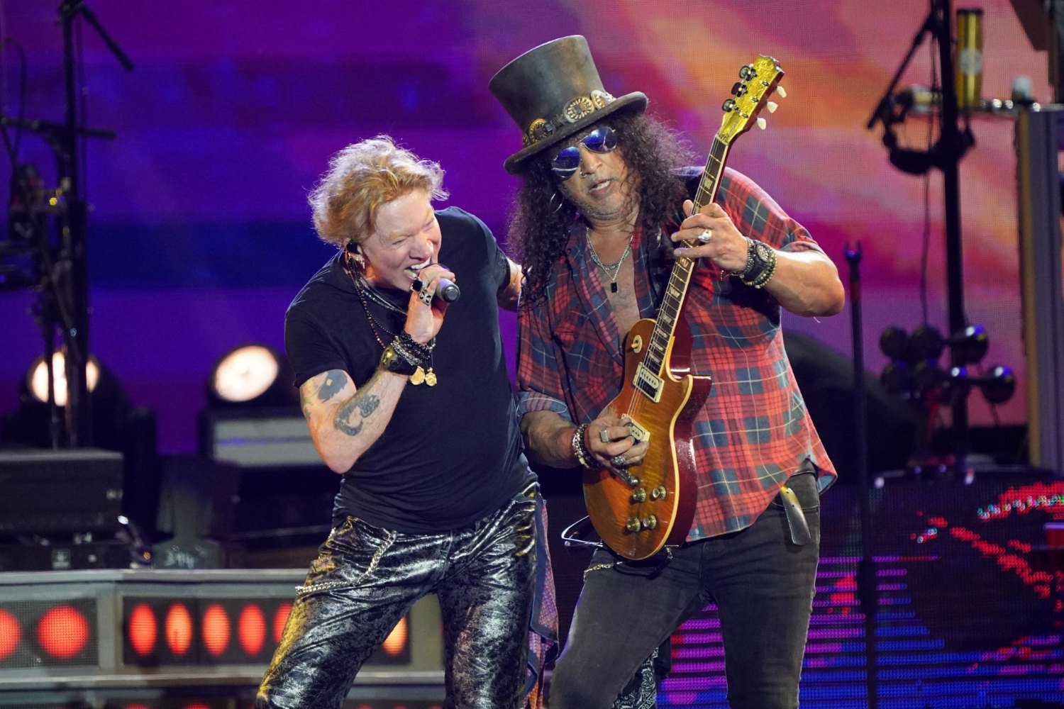 Guns N’ Roses: Διέρρευσε το νέο τραγούδι τους «Perhaps»