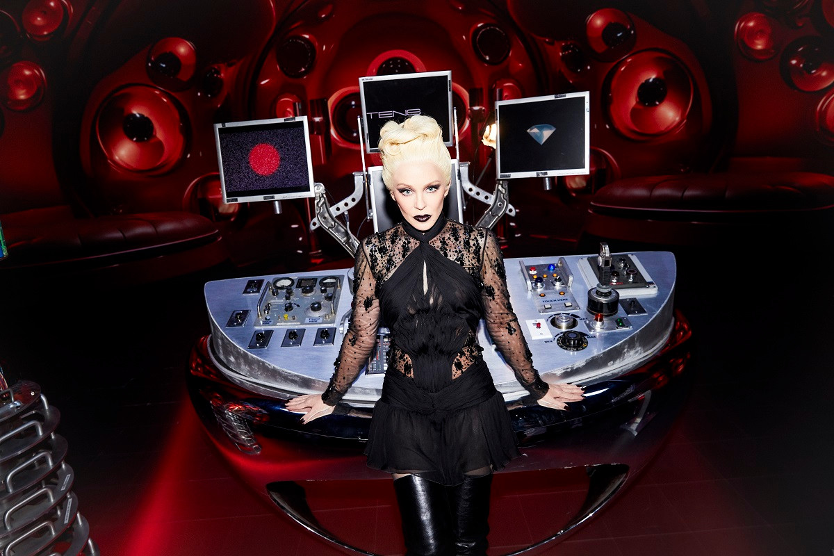 Kylie Minogue: Ακούστε το ομώνυμο single του νέου άλμπουμ «Tension» Kylie Minogue: Ακούστε το ομώνυμο single του νέου άλμπουμ «Tension»