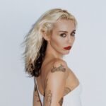 Miley Cyrus: Το «Flowers» είναι το single με τις περισσότερες πωλήσεις παγκοσμίως το 2023
