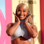 Η Nicki Minaj απαντά με στιλ στο viral σχόλιο του James Blunt