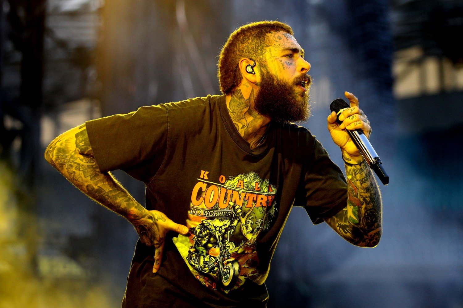 O Post Malone αναλαμβάνει τα ηνία της τελετής λήξης του Παγκοσμίου Κυπέλλου 2026 O Post Malone αναλαμβάνει τα ηνία της τελετής λήξης του Παγκοσμίου Κυπέλλου 2026