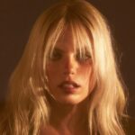 Η Reneé Rapp κυκλοφορεί το άλμπουμ «Snow Angel Deluxe»
