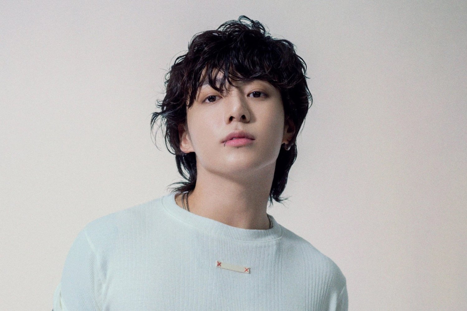 Ο Jung Kook των BTS θα κυκλοφορήσει ένα mini album μέχρι τον Νοέμβριο