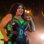 Η Lizzo σπάει τη σιωπή της για την απογοητευτική πορεία του άλμπουμ «Bitch»: «Η σχέση μου με τον κόσμο είναι πλέον διαφορετική»