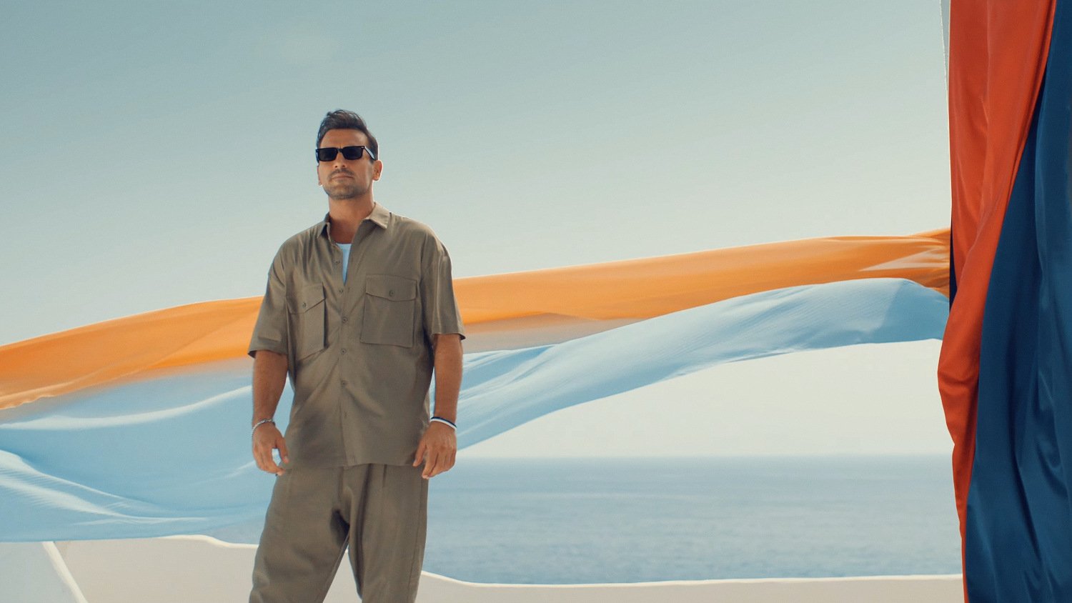 Νίκος Βέρτης: Δείτε το video clip του «Είσαι Μια Γλυκιά Μπαλάντα»