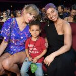 Taylor Swift: Το τρυφερό σημείωμα που έγραψε στον 8χρονο γιο της Alicia Keys