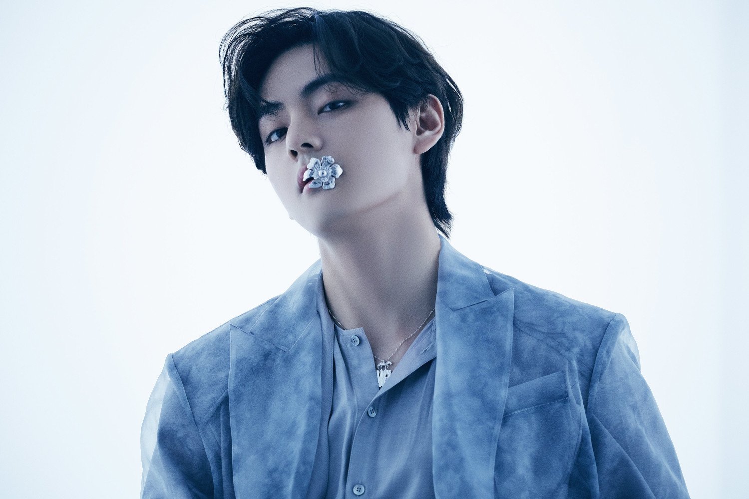Ο V θυμάται το ταπεινό πρώτο fan meeting των BTS: «Ήταν μόνο 25 άτομα» – Το ταξίδι προς την κορυφή του κόσμου