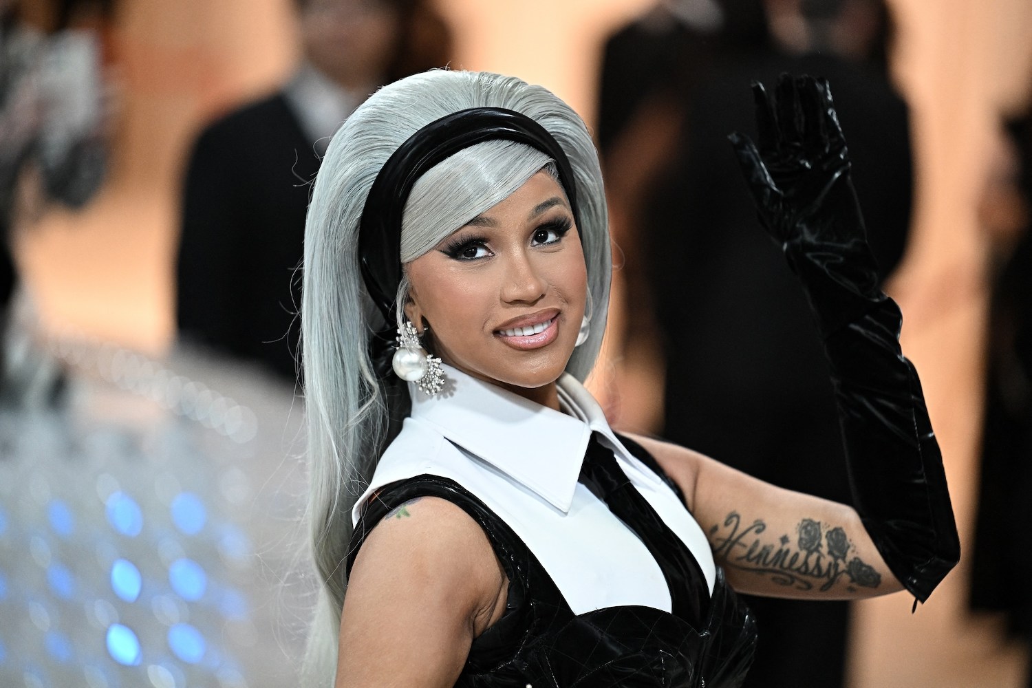 Γιατί η Cardi B είναι απογοητευμένη με την πολιτική κατάσταση