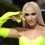 Gwen Stefani: Θύελλα αντιδράσεων για τη συνεργασία της με… εφαρμογή προσευχής
