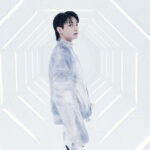 Ο Jung Kook συναντά τον Usher στο remix του «Standing Next To You»