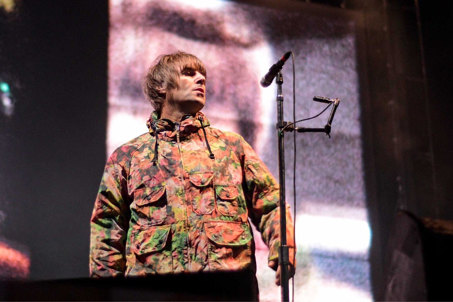 Ο Liam Gallagher ξαναχτυπά: Οι αινιγματικές αναρτήσεις για το μέλλον των Oasis και το μυστήριο του 2026