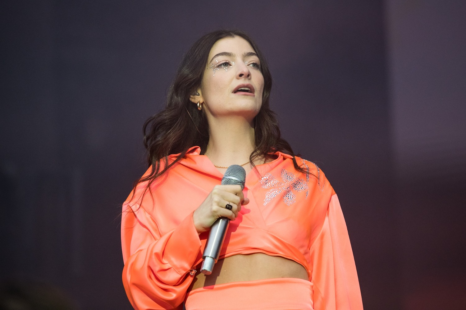 Lorde: Οι αινιγματικές αποκαλύψεις για το επόμενο άλμπουμ της