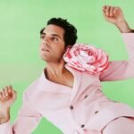 MIKA – «Immortal Love»: Ένα τραγούδι για την αγάπη που ξεπερνά τον χρόνο