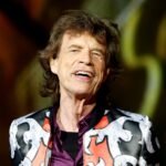 Ο Mick Jagger υποκλίνεται στους Beatles: «Ήταν οι πιο παραγωγικοί τραγουδοποιοί εκείνης της εποχής»