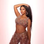 Η Nicki Minaj προσφέρει δωρεάν το νέο τραγούδι της «Bahm Bahm»