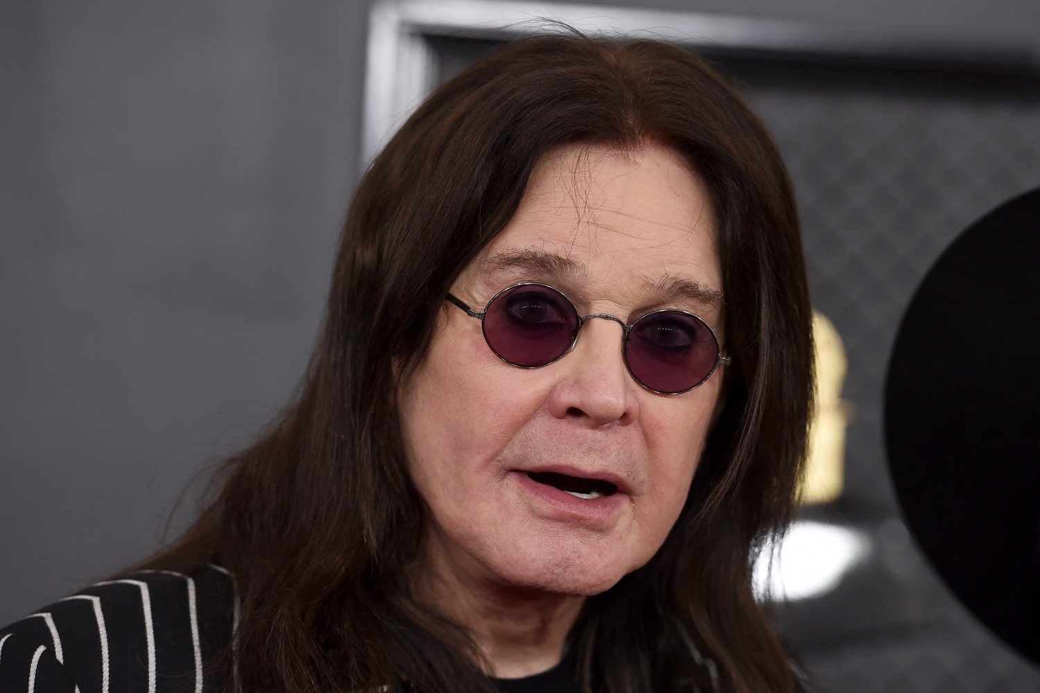 Ozzy Osbourne: Οι διασώστες πάλευαν για ώρες για να τον κρατήσουν στη ζωή