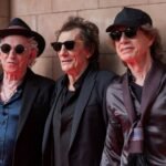 Ronnie Wood: Το μυστικό της επιτυχίας των Rolling Stones είναι ότι «δεν γινόμαστε υπερβολικά οικείοι μεταξύ μας»