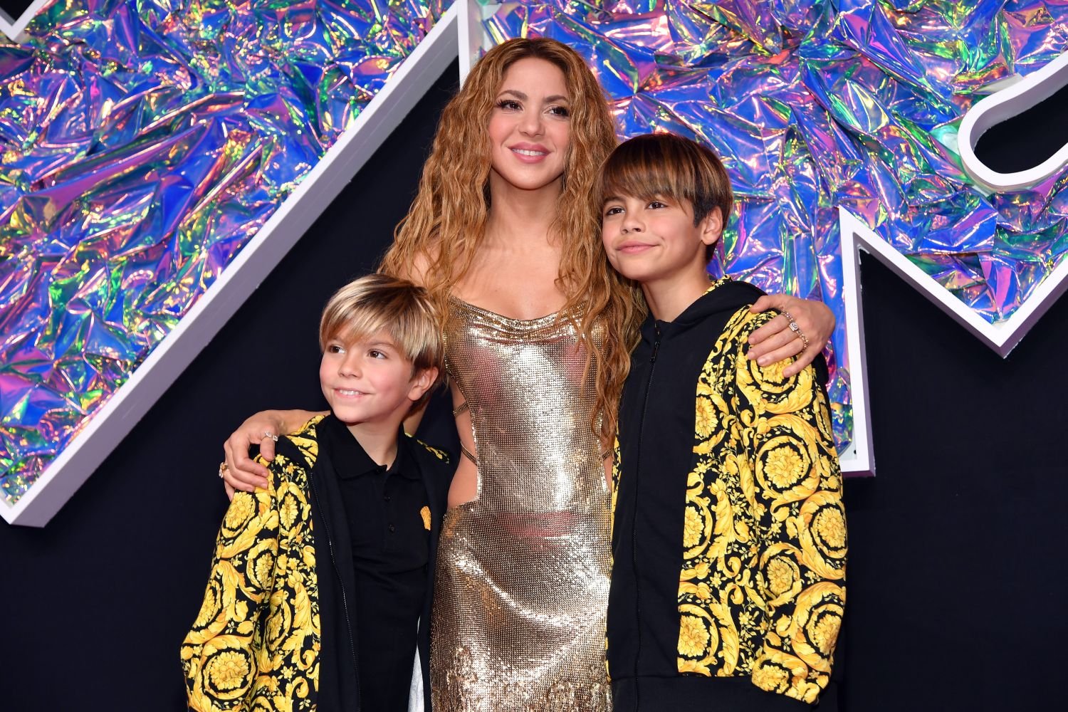 Shakira: Ο αντίκτυπος του χωρισμού με τον Gerard Piqué στα παιδιά τους και οι προκλήσεις μίας μόνης μητέρας