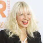 Sia: Απέκτησε κρυφά το τρίτο παιδί της και κατέθεσε αίτηση διαζυγίου από τον σύζυγό της