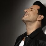 Θοδωρής Φέρρης: Το νέο άλμπουμ «Όσο Θα Γυρίζει Η Γη» είναι ένα μουσικό ταξίδι γεμάτο ερωτισμό, νοσταλγία και αληθινό λαϊκό αίσθημα