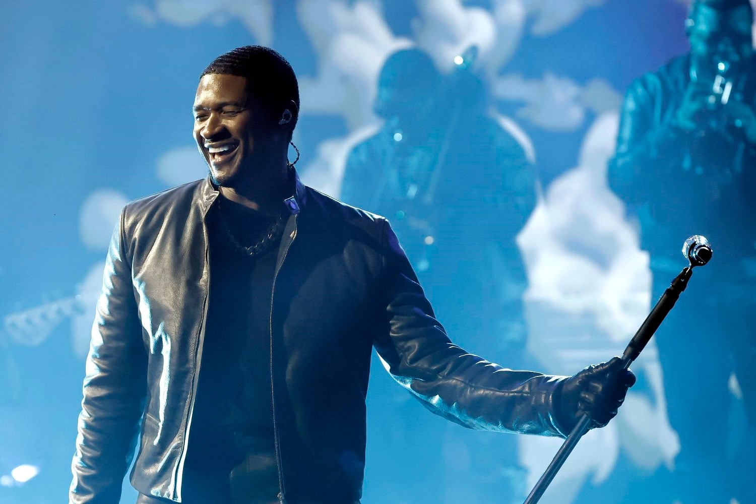 Ο Usher θα τιμηθεί με το βραβείο Συνολικής Προσφοράς των BET Awards 2024