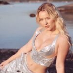 Zara Larsson: Σε «πόλεμο» με τους διαχειριστές της Wikipedia για τη φωτογραφία της