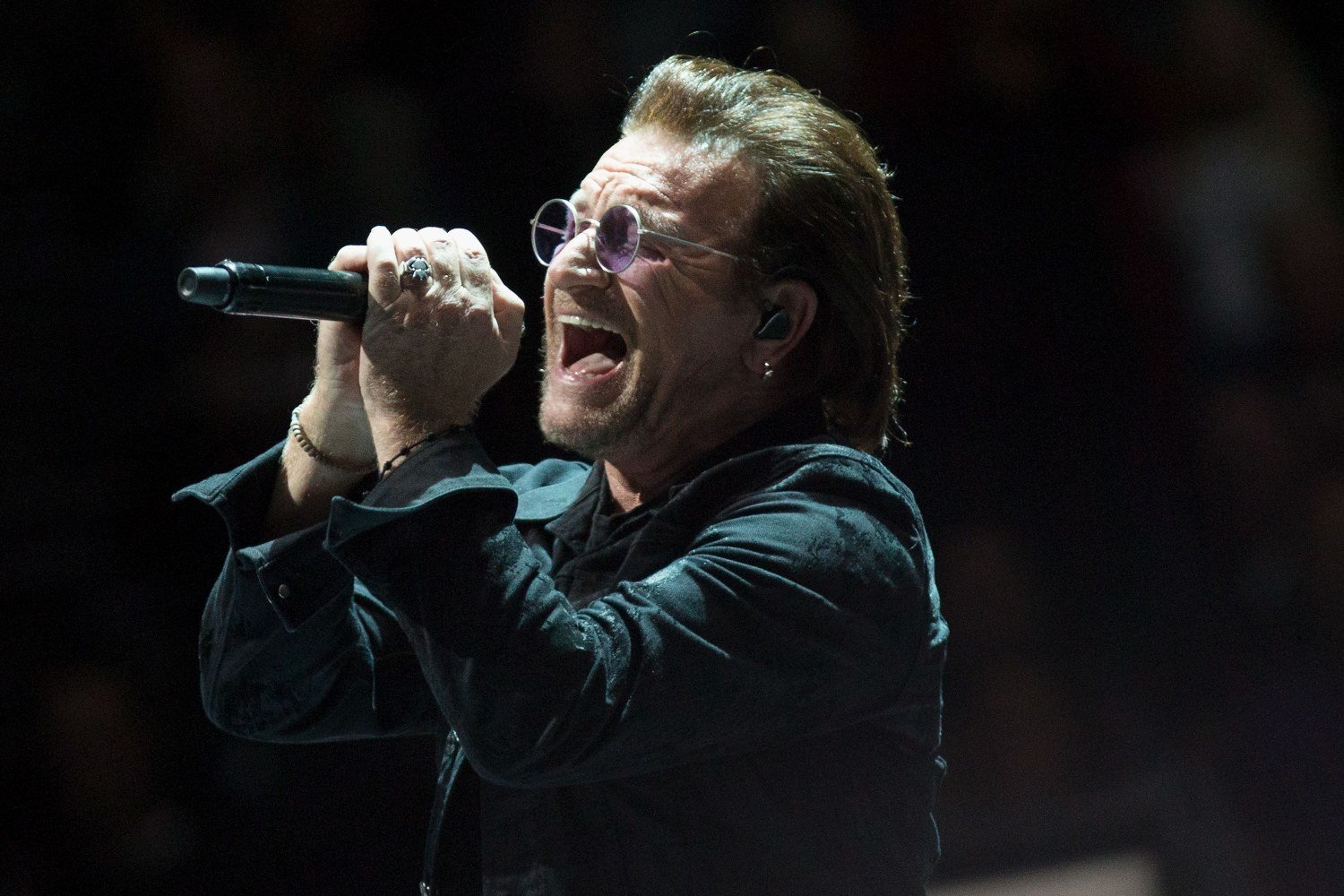 Bono: Γιατί το νέο EP «Days Of Ash» των U2 έπρεπε να βγει τώρα – «Αυτά τα τραγούδια δεν μπορούσαν να περιμένουν»