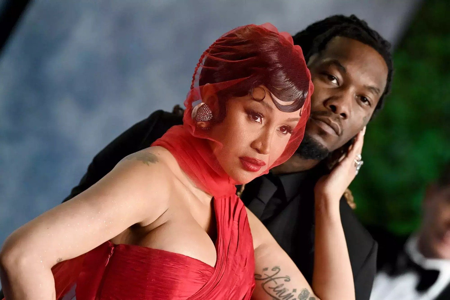 Cardi B: Αποκαλύπτει τους λόγους που ο Offset καθυστερεί το διαζύγιο – Οι «παράλογες» απαιτήσεις του