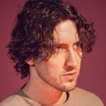 Dean Lewis: Τίτλοι τέλους στη συνεργασία με την Universal Music μετά τις καταγγελίες για ανάρμοστη συμπεριφορά