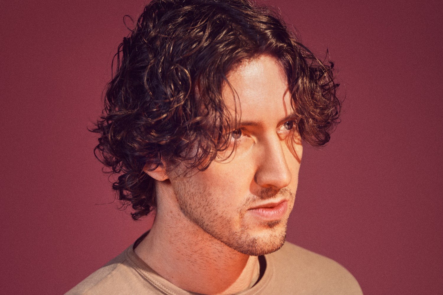 Dean Lewis: Τίτλοι τέλους στη συνεργασία με την Universal Music μετά τις καταγγελίες για ανάρμοστη συμπεριφορά