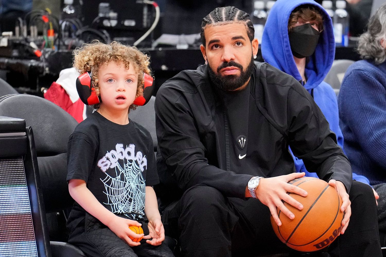 Ο εξάχρονος γιος του Drake κυκλοφορεί το πρώτο τραγούδι του