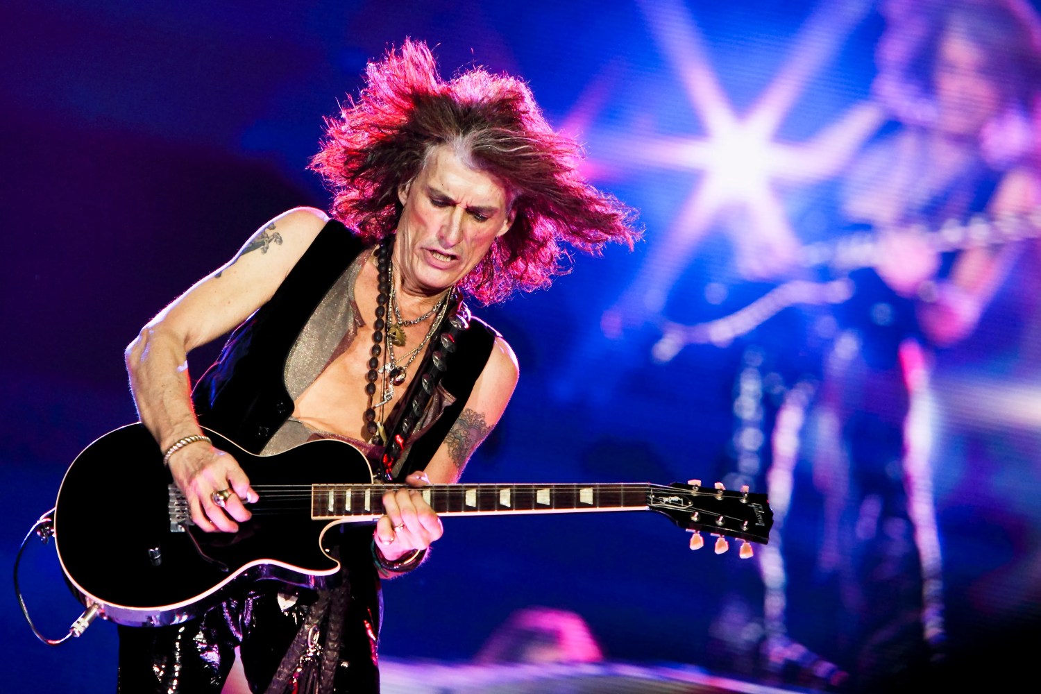 Joe Perry: Ο ρόλος των Van Halen στην αποχώρησή του από τους Aerosmith