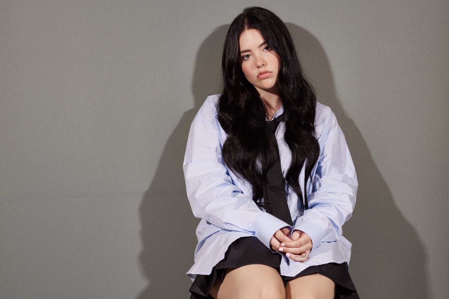 Η Lauren Spencer Smith κυκλοφορεί την υπέροχη μπαλάντα «Sad Forever»