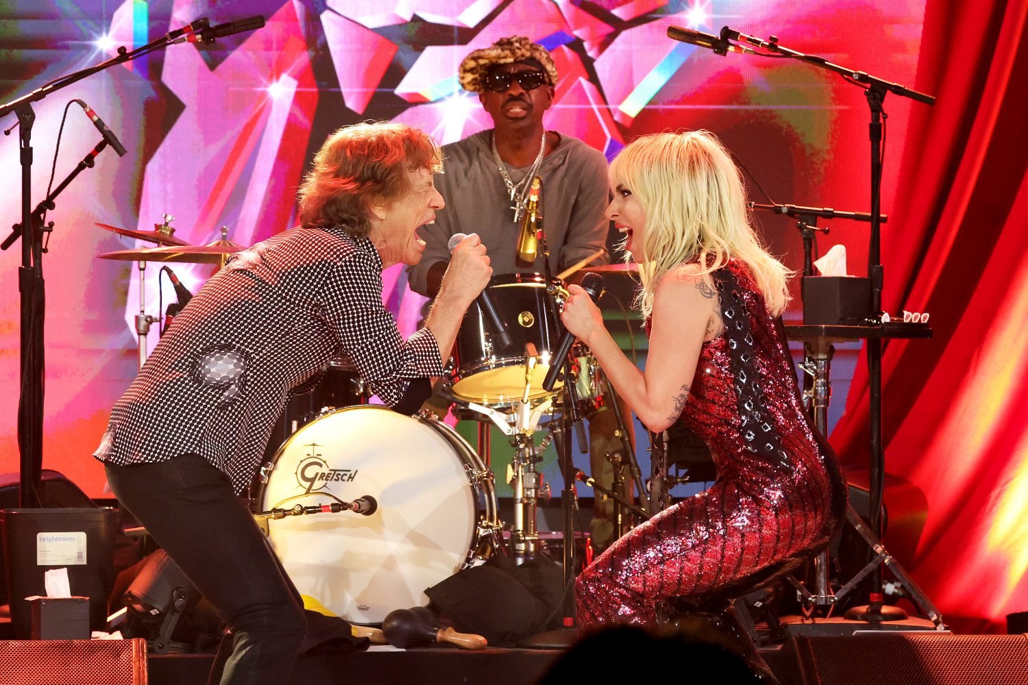 Mick Jagger και Lady Gaga έκαναν εμφάνιση – έκπληξη στο πλευρό του Bad Bunny στο «Saturday Night Live»