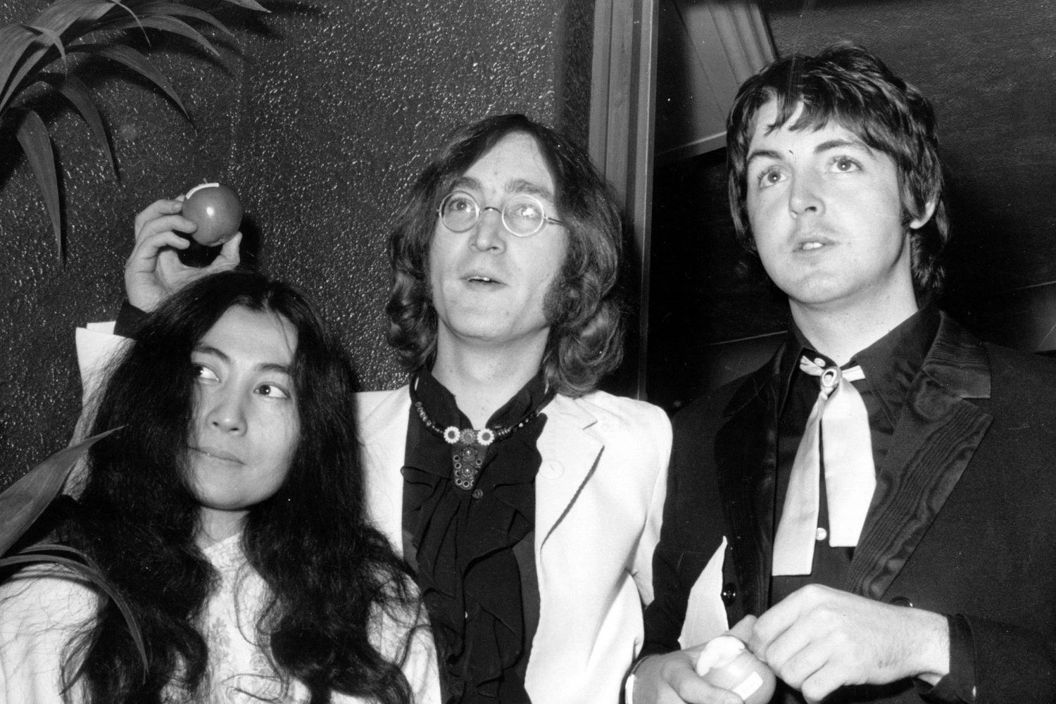 Paul McCartney: «Ενοχλητική» η παρουσία της Yoko Ono στο στούντιο με τους Beatles
