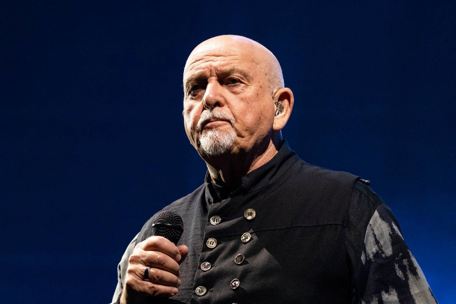 Peter Gabriel: Γιατί πήγε στην τελευταία συναυλία των Genesis