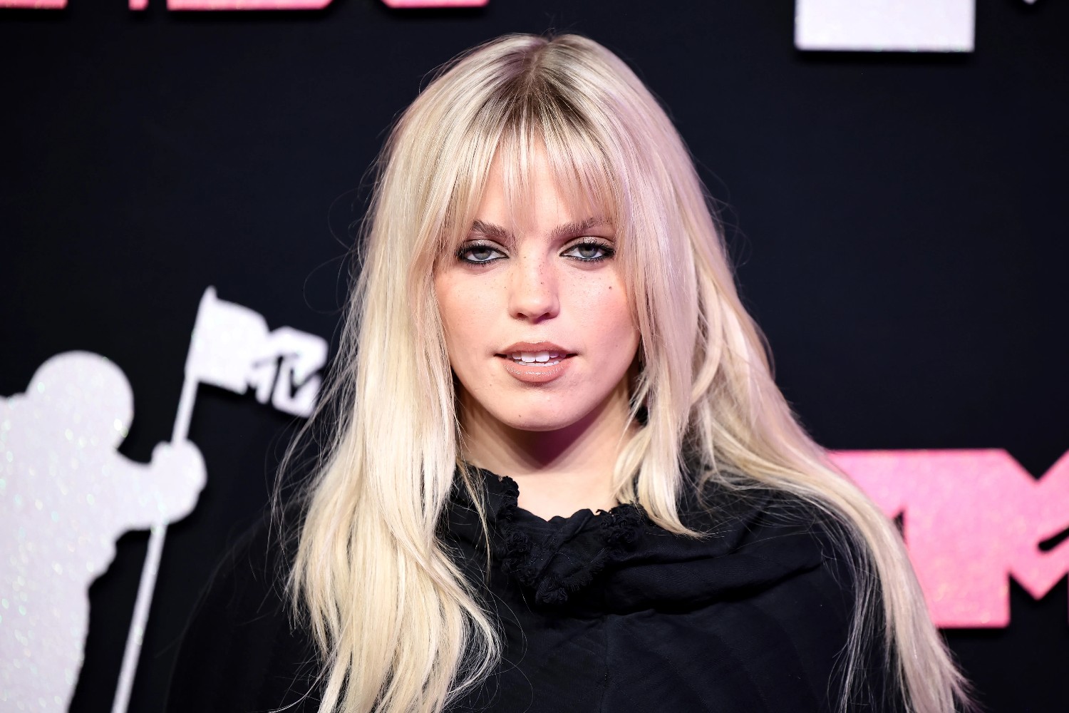 Η Reneé Rapp γεννήθηκε για να γίνει pop star – και η μητέρα της το ήξερε από πριν