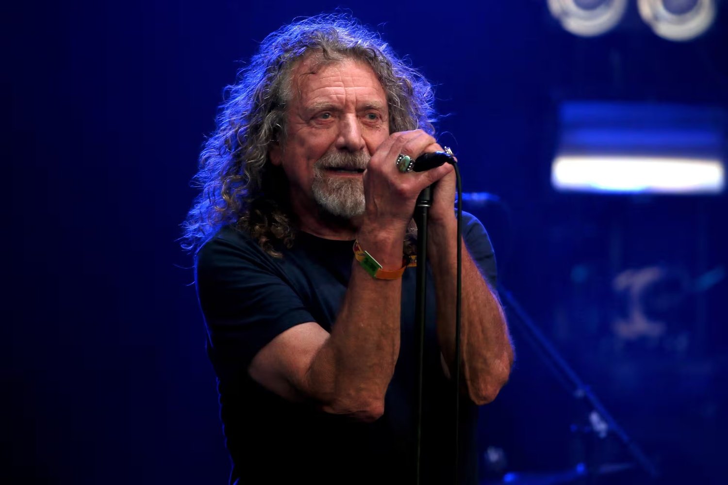 Ο Robert Plant στο παλαιότερο δισκοπωλείο του κόσμου – Η επίσκεψή του για τη Record Store Day 2026