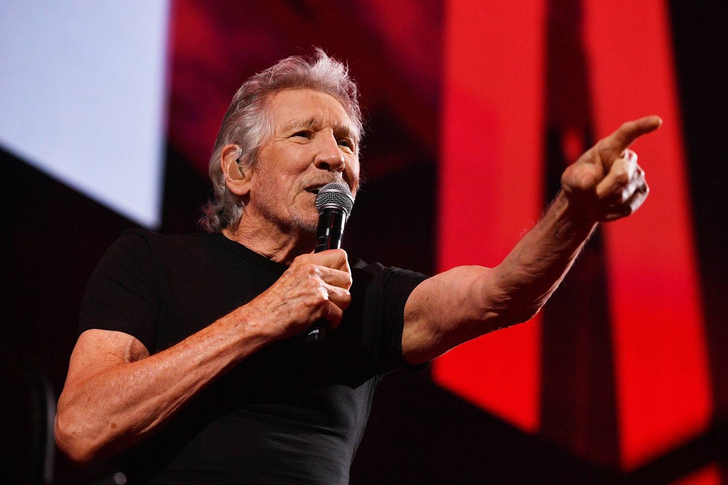 Roger Waters: «Δεν μετανιώνω για όσα είπα για τον Ozzy Osbourne»