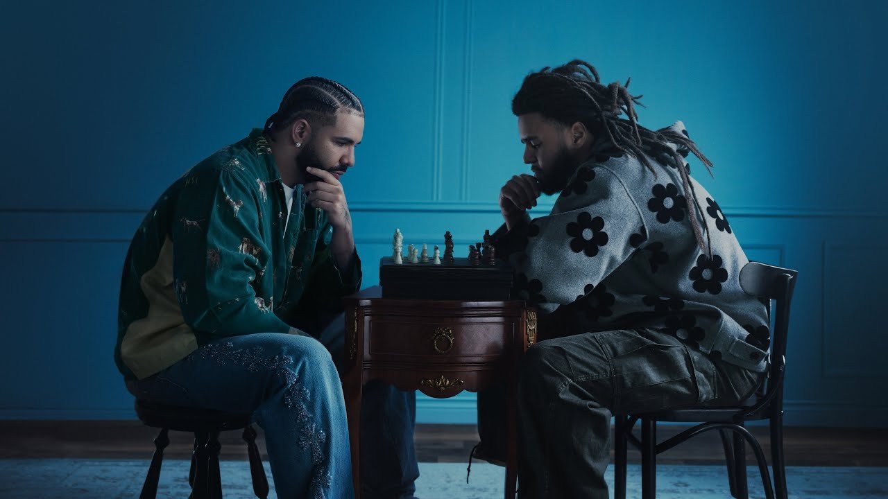 Ο Drake σπάει τη σιωπή του για την υπαναχώρηση του J. Cole από την κόντρα με τον Kendrick Lamar: «Δεν θα μπορούσα ποτέ να σε συγχωρήσω»