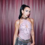 Dua Lipa: Υπάρχουν «12 διαφορετικές εκδοχές» του «Dance The Night»