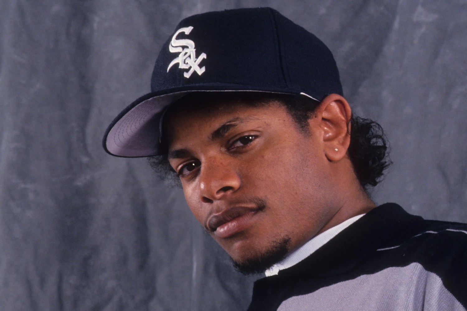 Eazy-E: Πώς ο τραγικός θάνατός του από AIDS έσπασε το στίγμα στον κόσμο της μουσικής