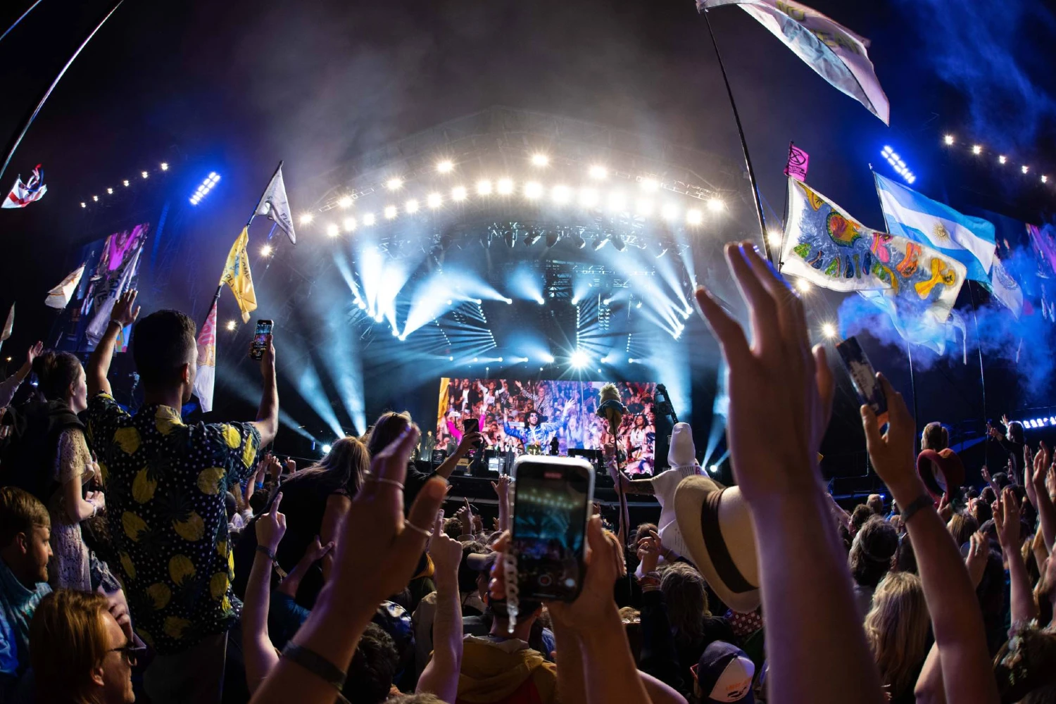 Glastonbury 2027: Οι headliners έχουν ήδη κλείσει – Τι συμβαίνει με τη Madonna